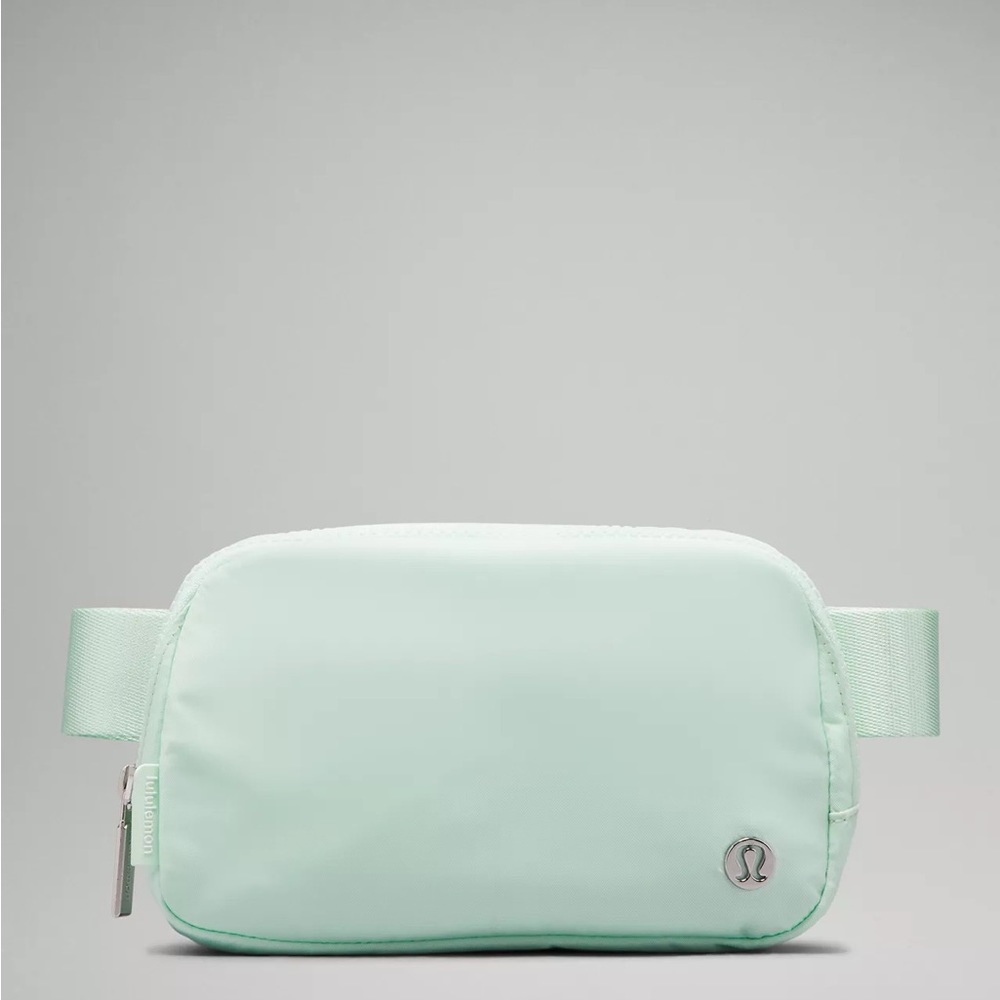 NWT lululemon belt bag. Mint moment. 1L. Sold out online!!!